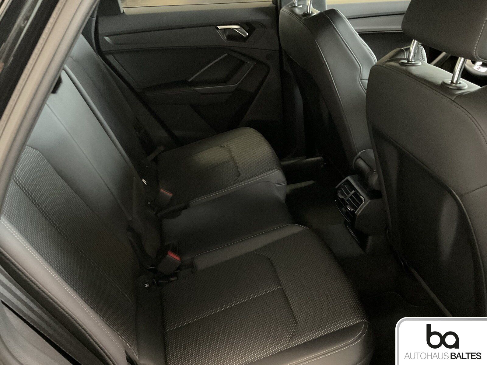 Audi Q3 Sportback 40 TDI quattro S line - Samsaru's Car Outlet