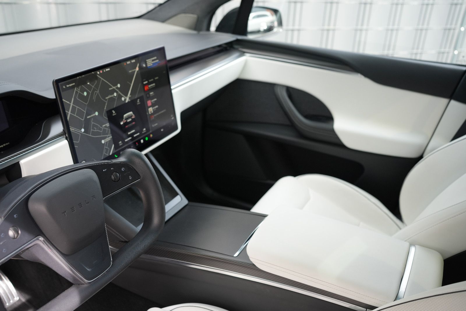 Tesla Model X PLAID*1020PS TRI-MOTOR*AWD*PREMIUM 6SITZ