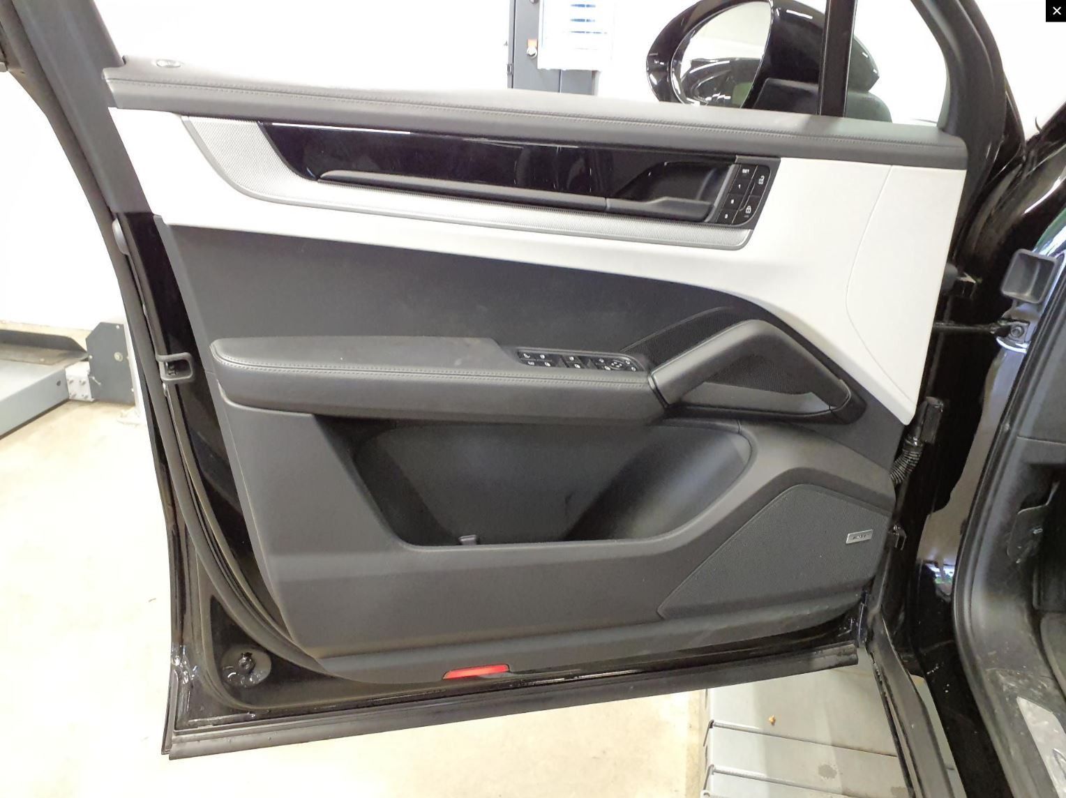 Porsche Cayenne S E-Hyb. #SPORT DESIGN! PRSE! INNO! 18W!