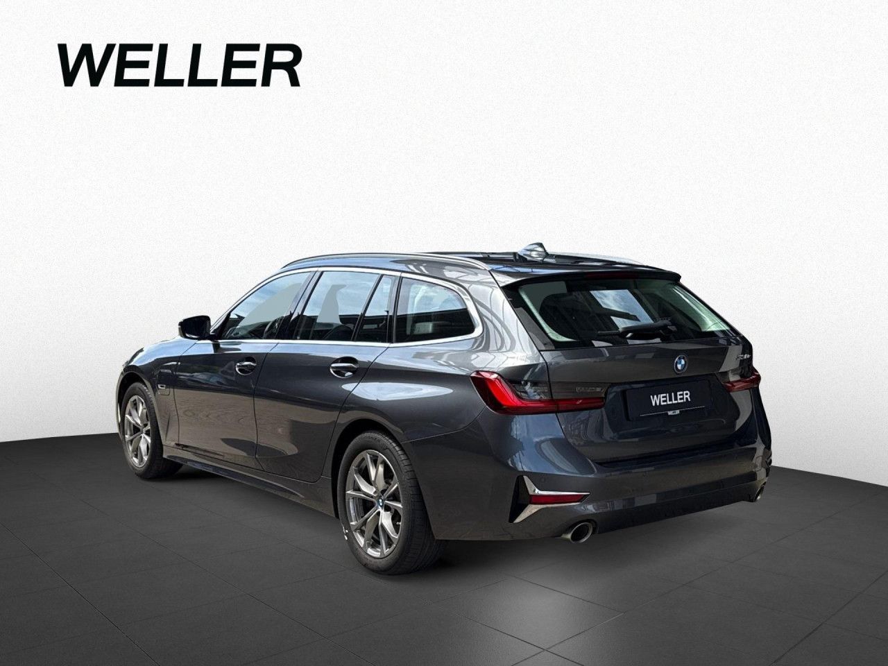 BMW 330e Touring Aut. Luxury Line - Samsaru's Car Outlet
