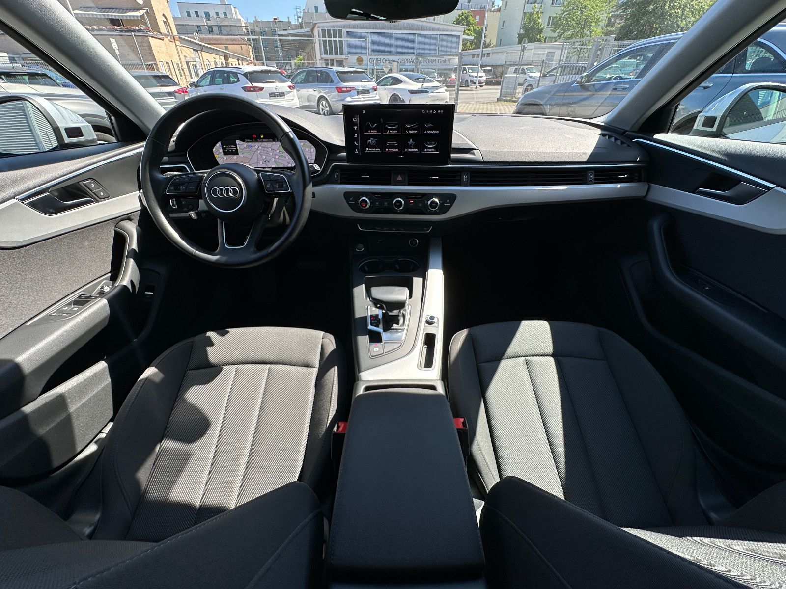 Audi A4 Av. 35TDI advanced - Samsaru's Car Outlet