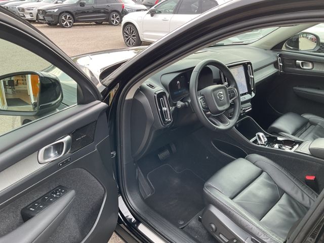 Volvo XC40 B4 Plus Bright AWD AHK LEDER STANDHZ