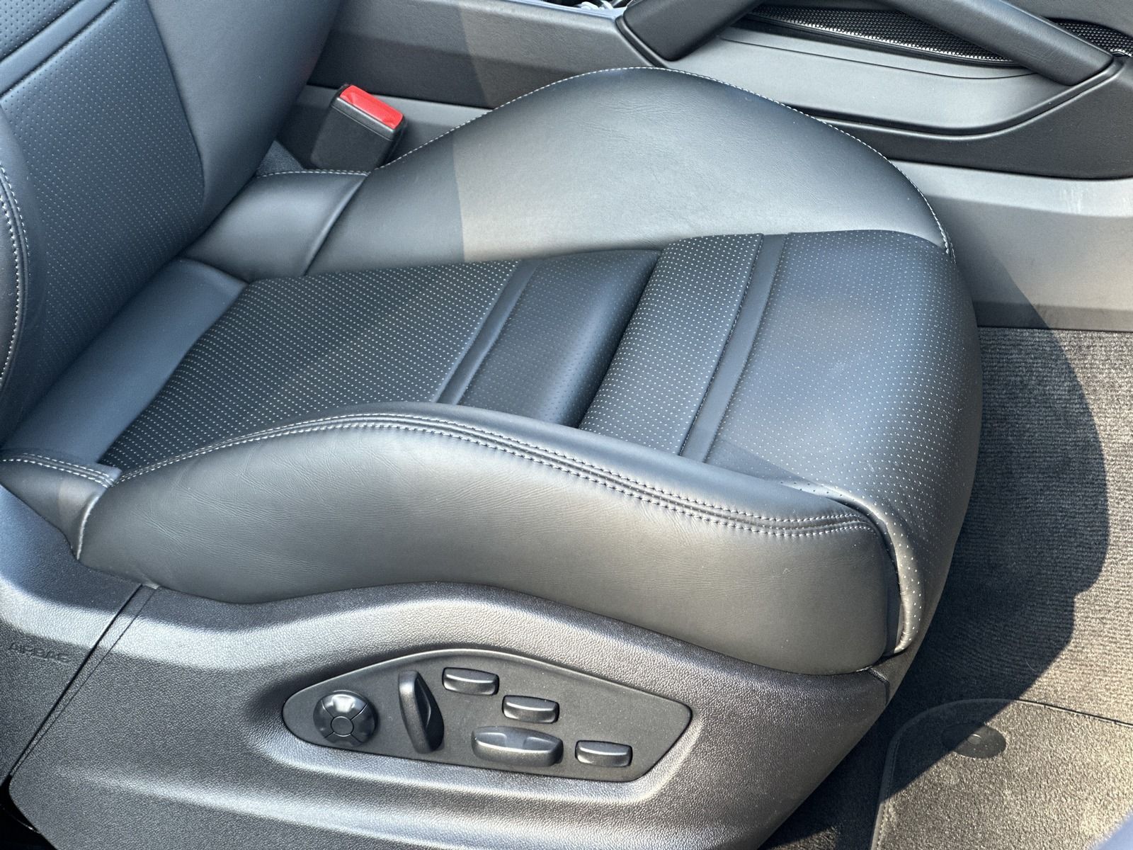 Porsche Cayenne E-Hybrid Platinium Edition H-LENKUNG*MAT