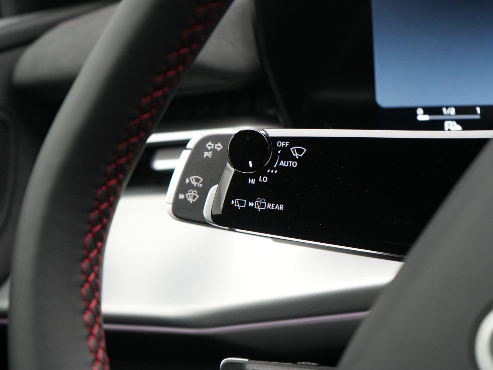 Audi Q3 S tronic S line MATRIX AHK PANO HUD SONOS NAV