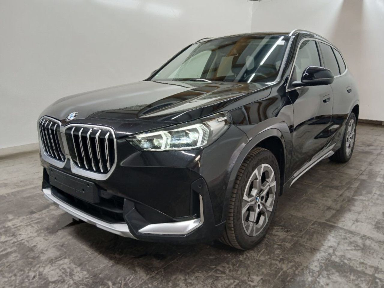 BMW X1 xDrive23d X Line - Samsaru's Car Outlet