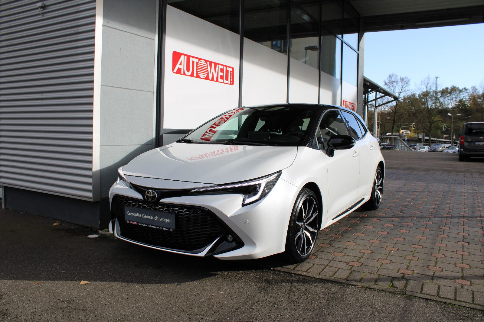 Toyota Corolla 1,8 Hybrid GR Sport, Navi