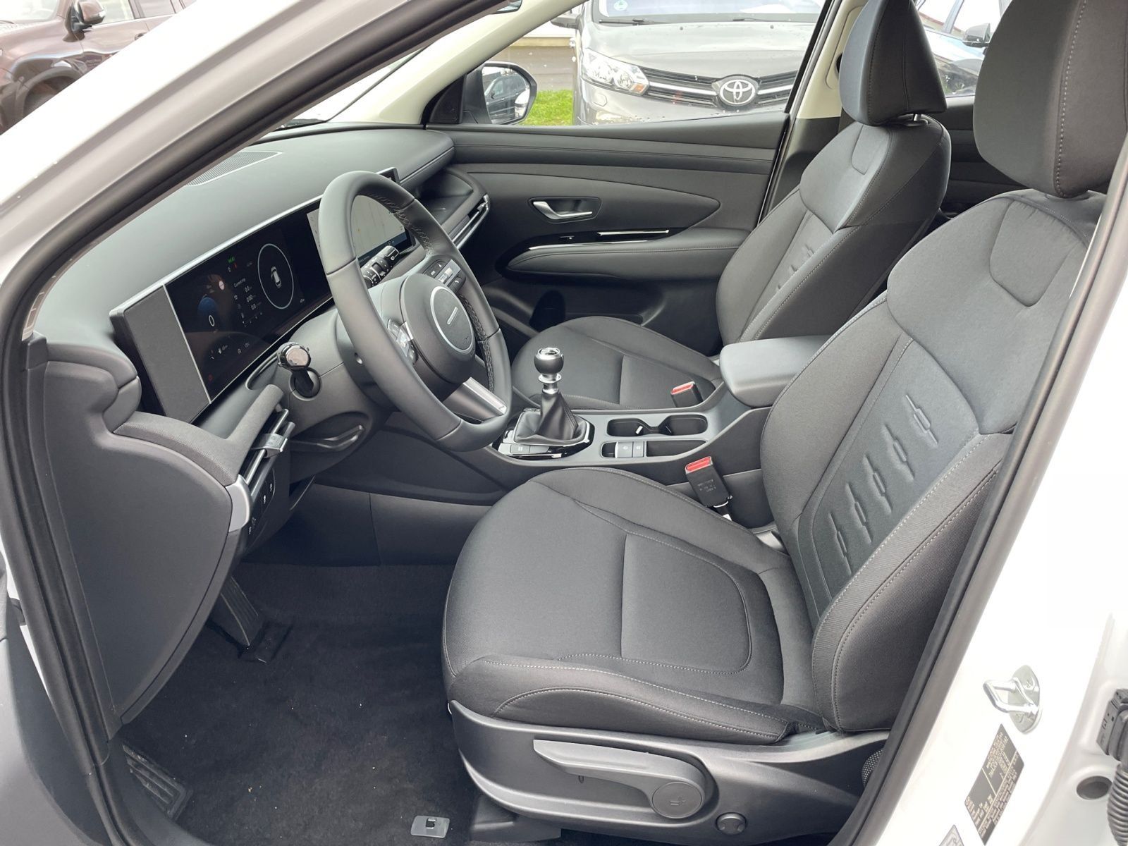 Hyundai TUCSON 1.6 Select 2WD - Samsaru's Car Outlet