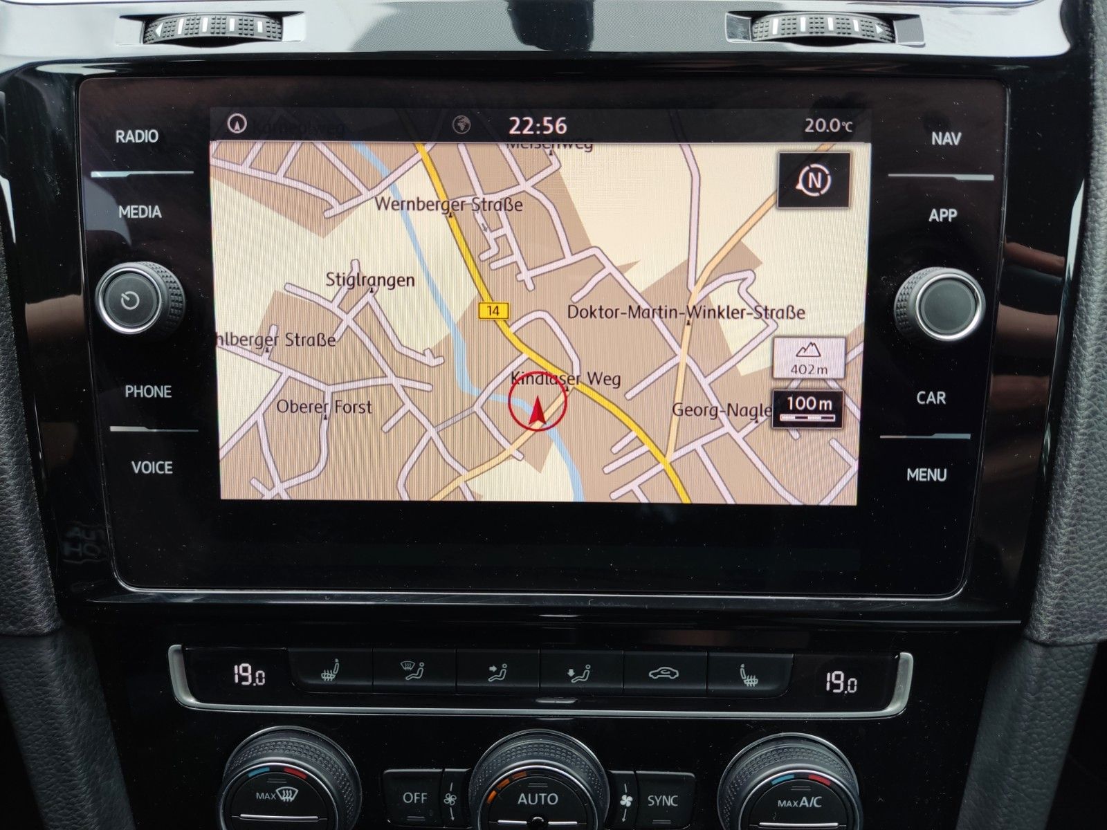 Volkswagen Golf 1.5 TSI DSG Highline - Samsaru's Car Outlet