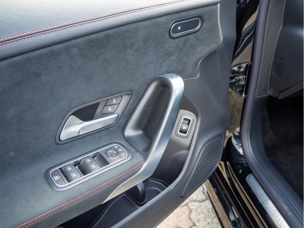 Mercedes-Benz CLA 250 SB 4M AMG Sport Advanced Plus - Samsaru's Car Outlet