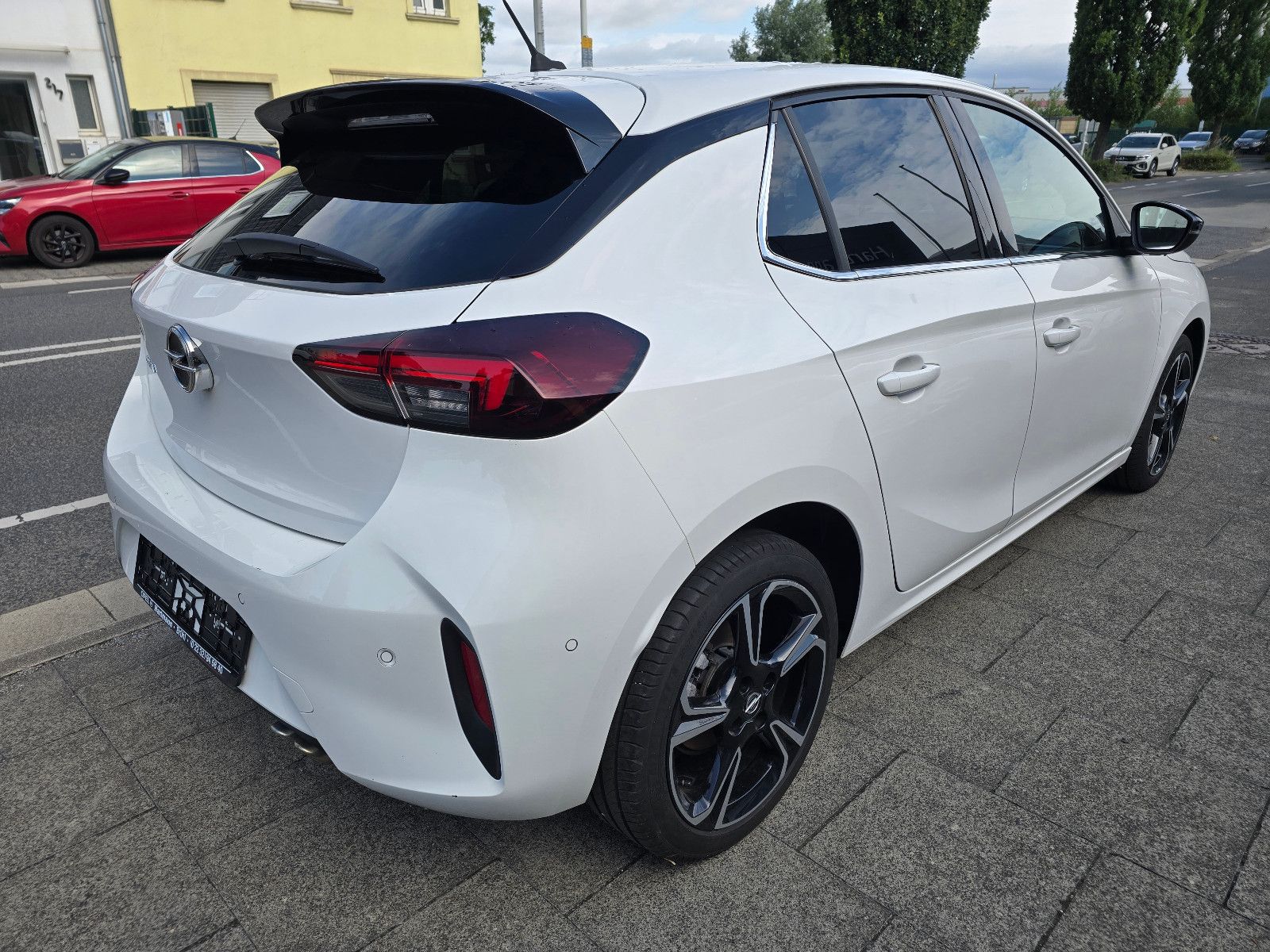 Opel Corsa F Ultimate - Samsaru's Car Outlet