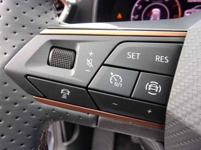 Cupra LEON SPORTSTOURER 1.5 TSI ACT - Samsaru's Car Outlet