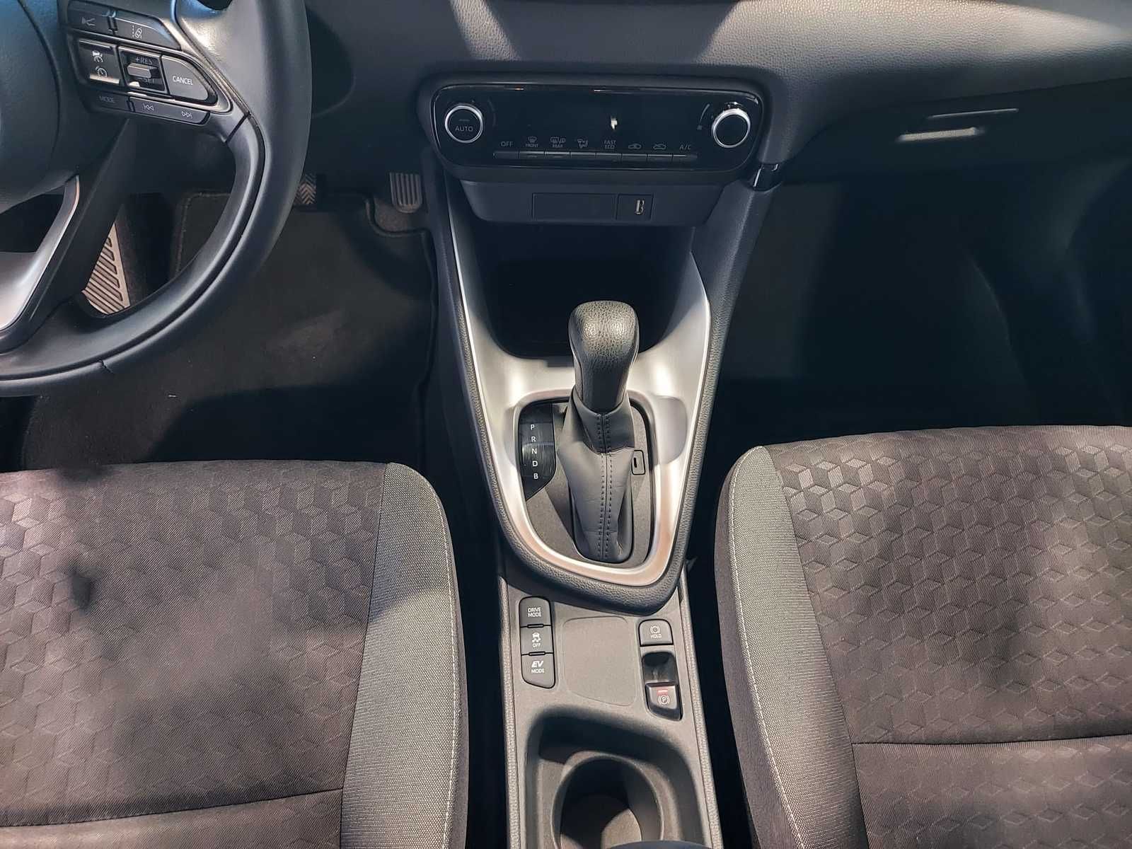 Toyota Yaris 1.5 Dual-VVT-iE Comfort - Samsaru's Car Outlet