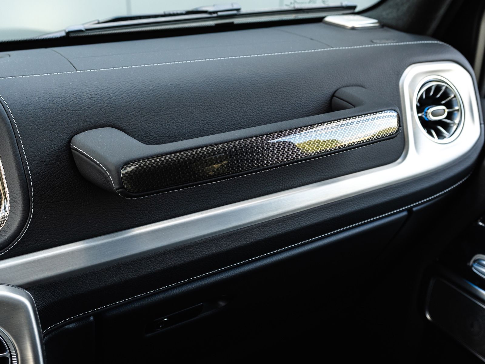 Mercedes-Benz G 450d AMG LINE - Samsaru's Car Outlet