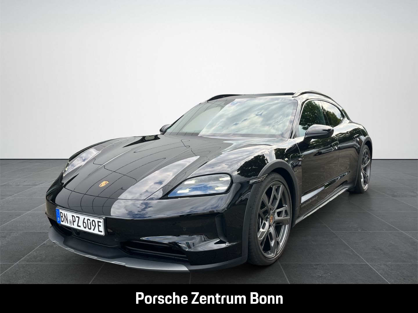 Porsche Taycan 4 Cross Turismo Surround-View LED-Matrix
