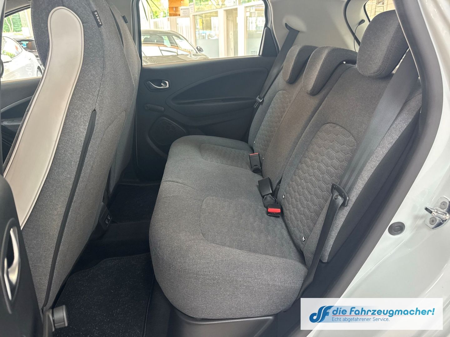 Renault ZOE Experience R110 - Samsaru's Car Outlet