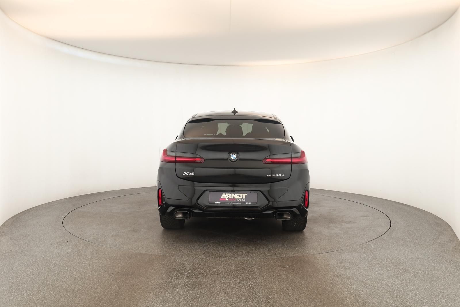 BMW X4 xDrive30d M Sport Matrix Pano NaviPro ACC AHK