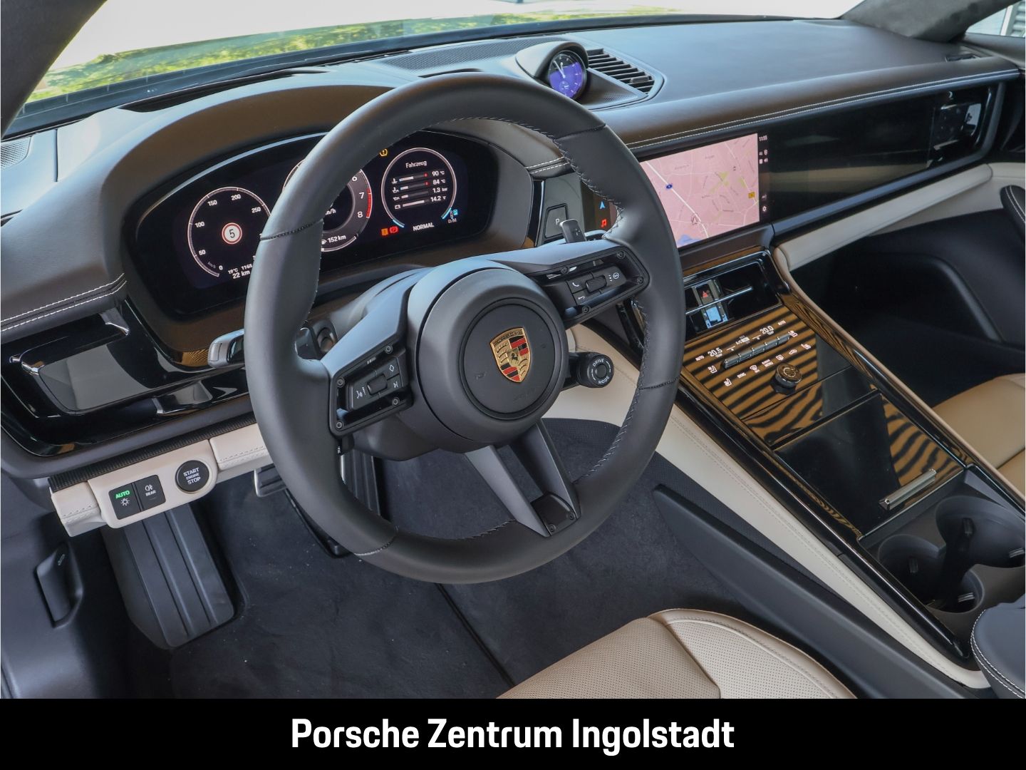 Porsche Panamera GTS, Panoramadach, Hinterachslenkung, e