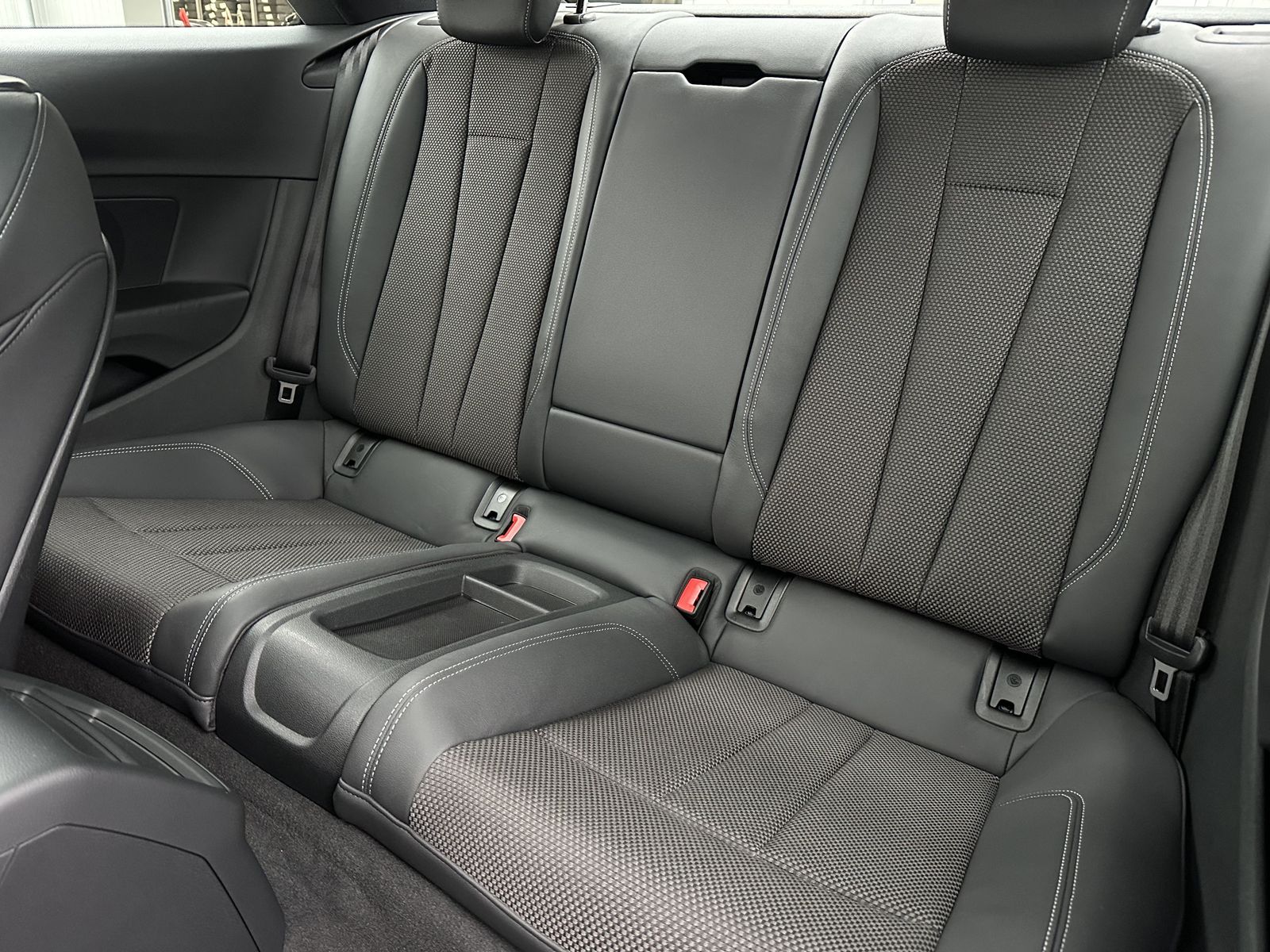 Audi A5 40 TDI Qu S-Line Individual NAV+LED+PANO+19ZO