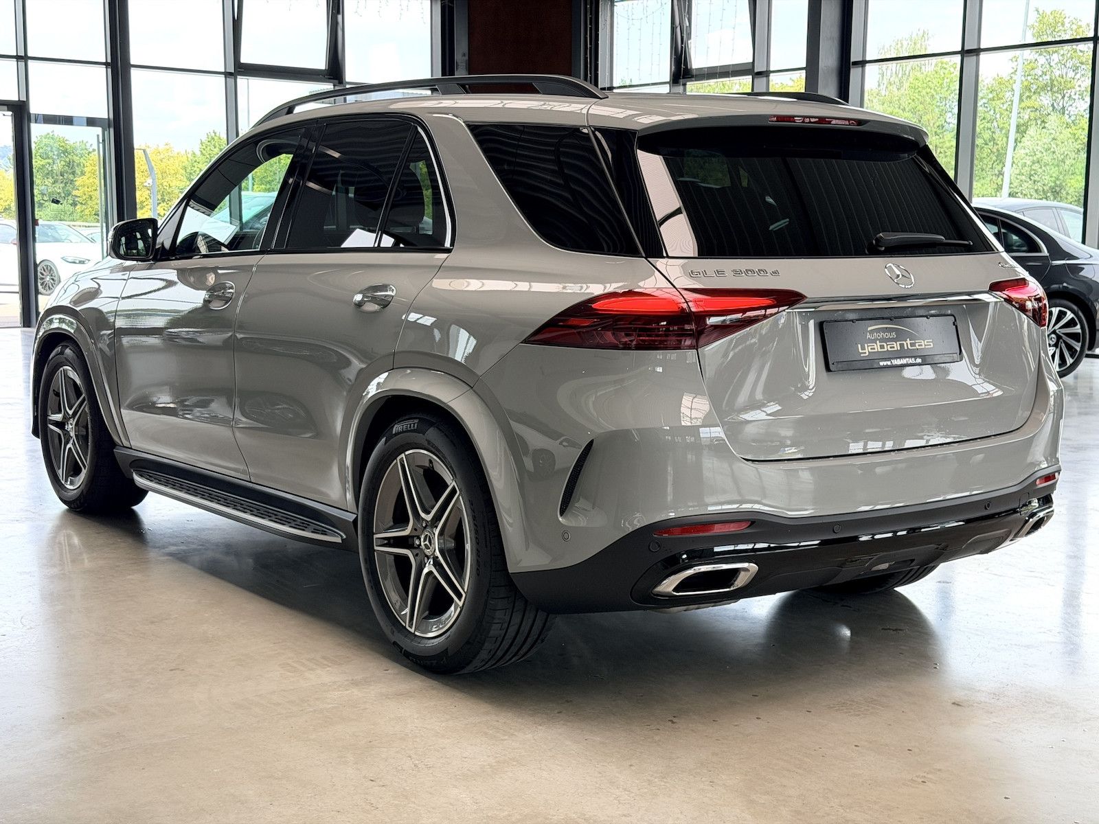 Mercedes-Benz GLE 300 d 4M AMG Night Pano DISTRONIC+ 360°-K AI
