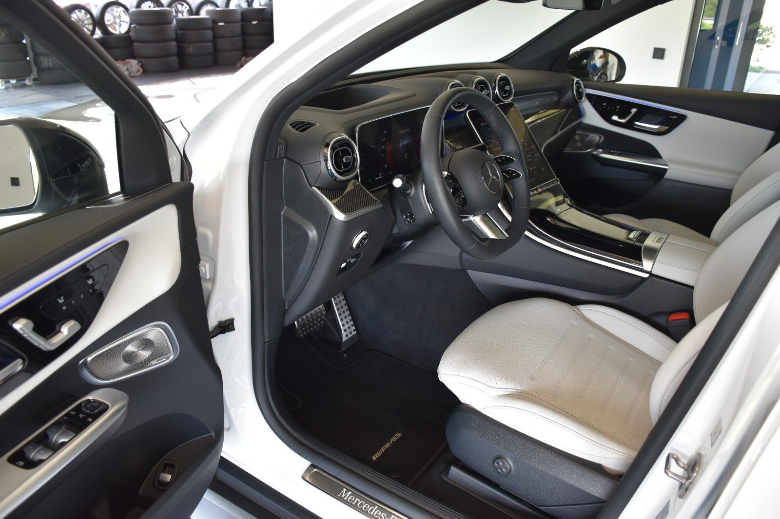 Mercedes-Benz GLC 300 de 4M AMG LINE - Samsaru's Car Outlet