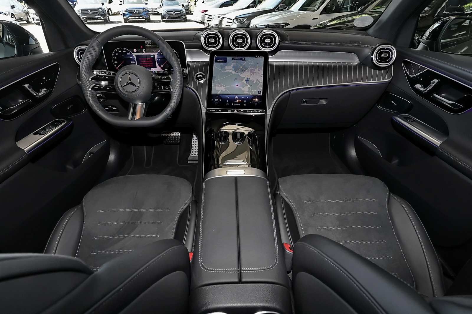 Mercedes-Benz GLC 220 d 4M AMG 360°+DIG-LED+Pano+AHK+Distronic