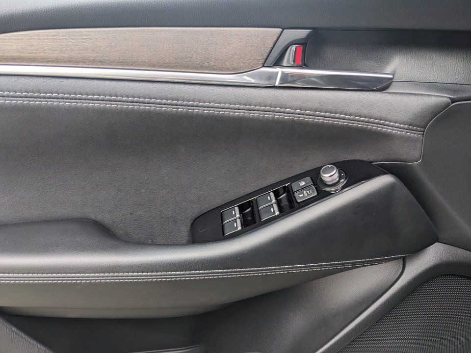 Mazda 6 Kombi 2.5l Takumi GSD Bose Nappaleder Ganzjahr