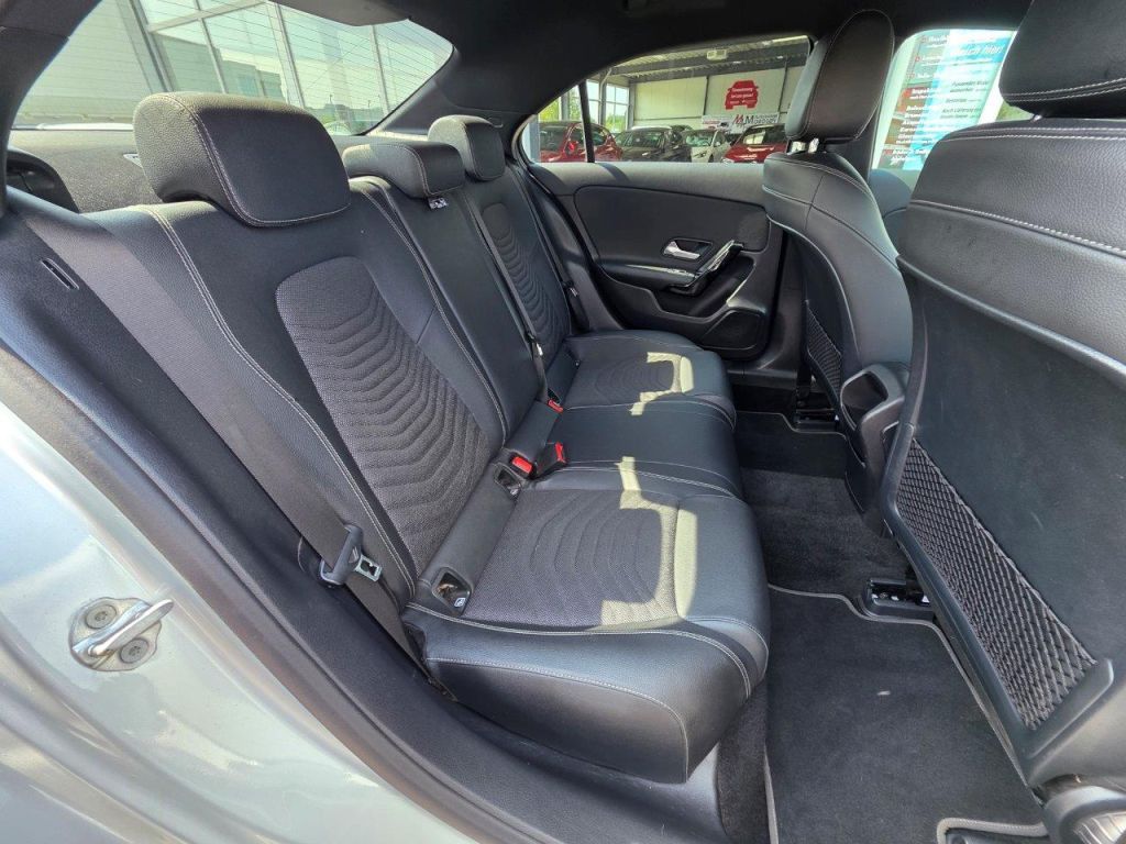 Mercedes-Benz A 180 d 7G-DCT Style - Samsaru's Car Outlet