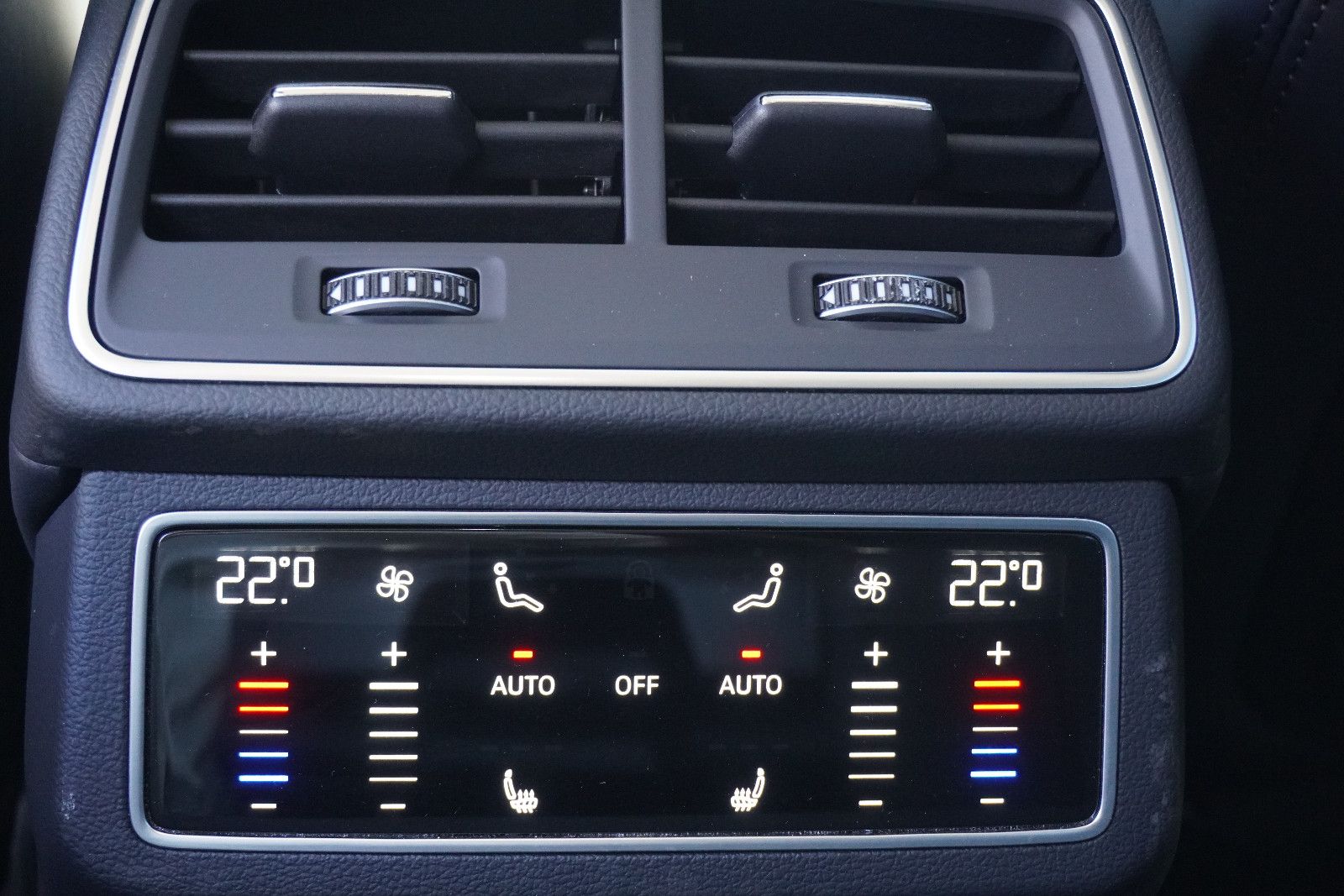 Audi A6 Avant 55 TFSI S-Line quattro*NAVI*LED*ACC*B&O