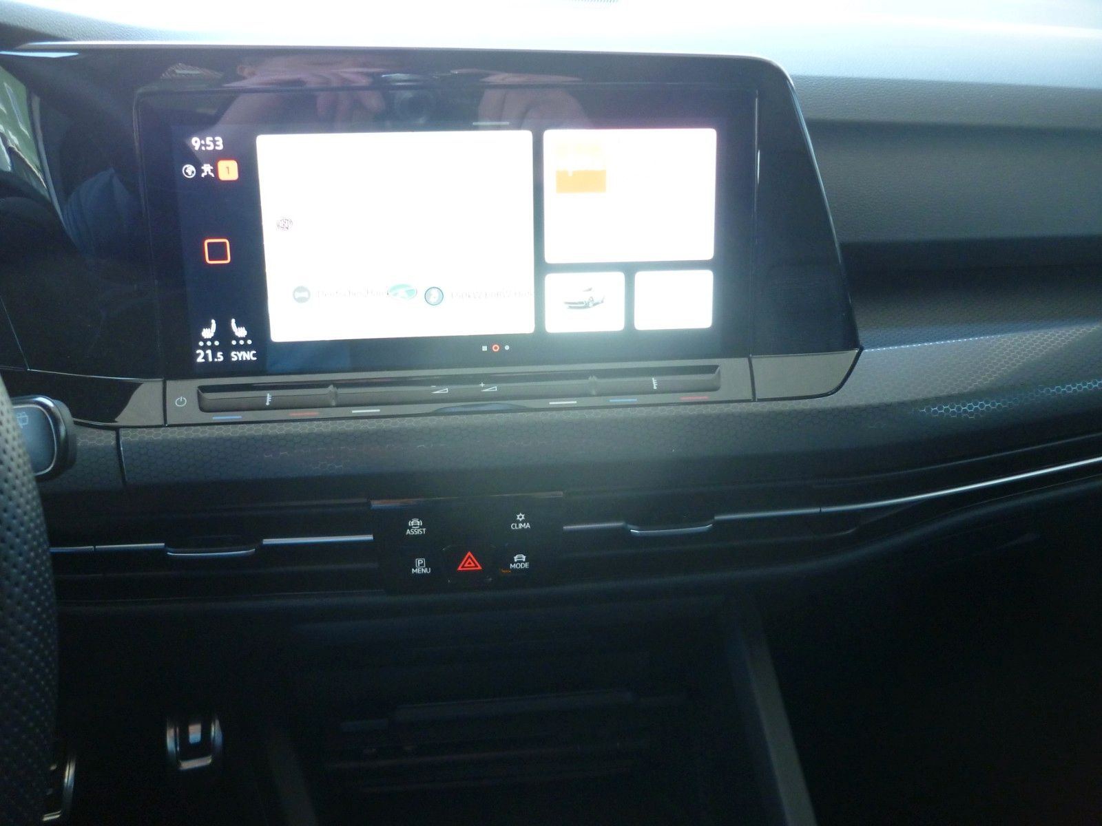 Volkswagen Golf VIII GTI DSG - Samsaru's Car Outlet