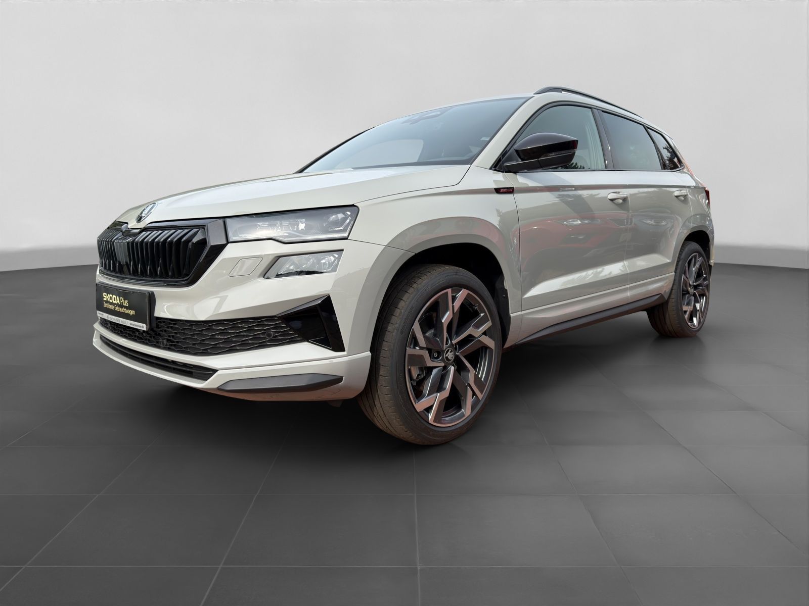 Skoda Karoq 2.0 TSI 4x4 SPORTLINE LM19 AHK KAMERA MATR