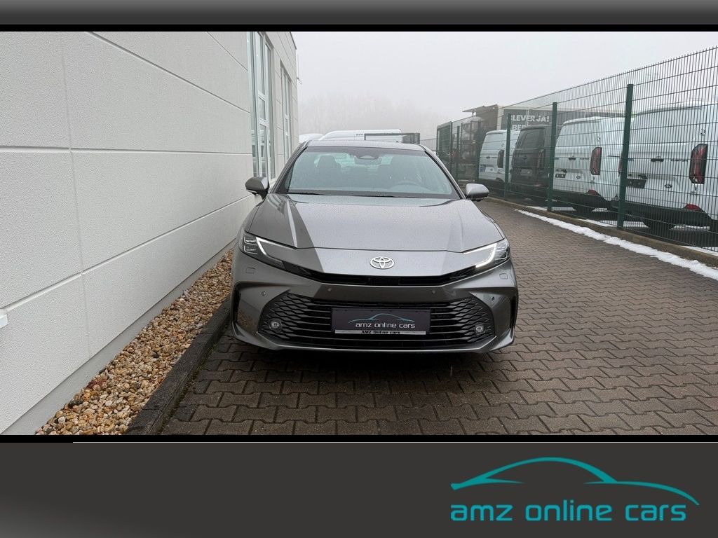 Toyota Camry 2.5 Hybrid Executive Navi*Kamera*LED