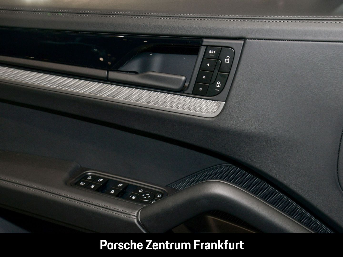 Porsche Cayenne E-Hybrid BOSE LED-Matrix Surround-View