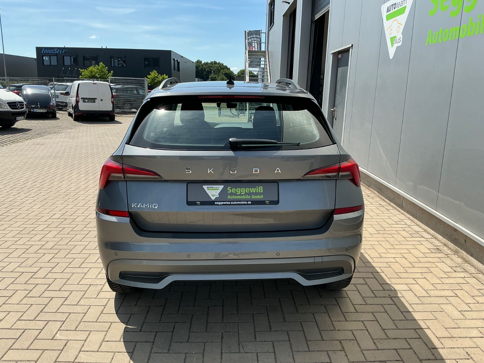 Skoda Kamiq Ambition DSG - Samsaru's Car Outlet