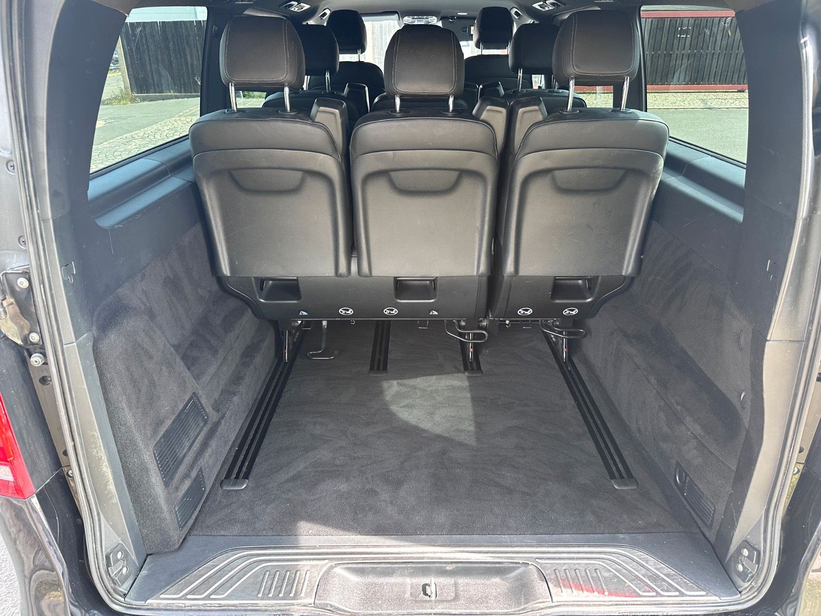 Mercedes-Benz V 250 - Samsaru's Car Outlet