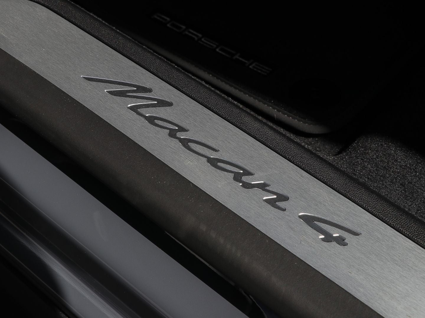Porsche Macan 4 BOSE Panorama Rückfahrkamera Lederpaket