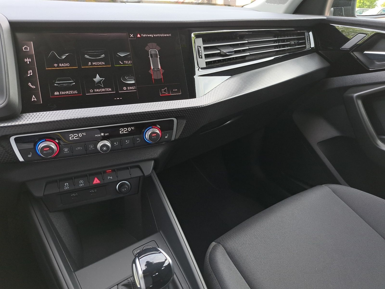 Audi A1 Sportback advanced 25 TFSI S tronic - Samsaru's Car Outlet