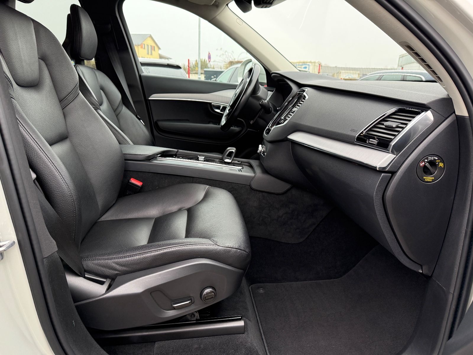 Volvo XC90 Inscription Expression Recharge Plug-In Hyb