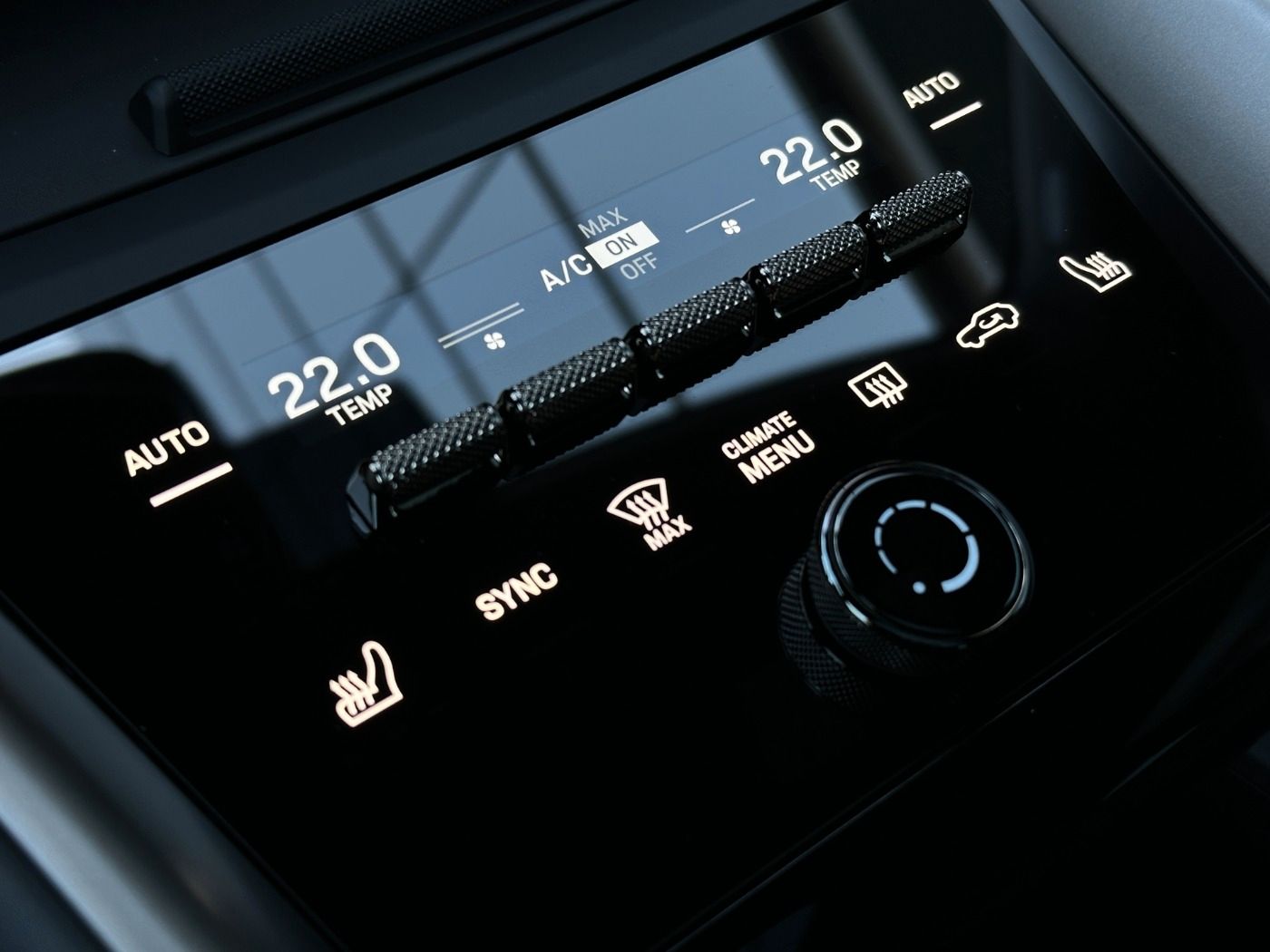 Porsche Macan Turbo - Samsaru's Car Outlet