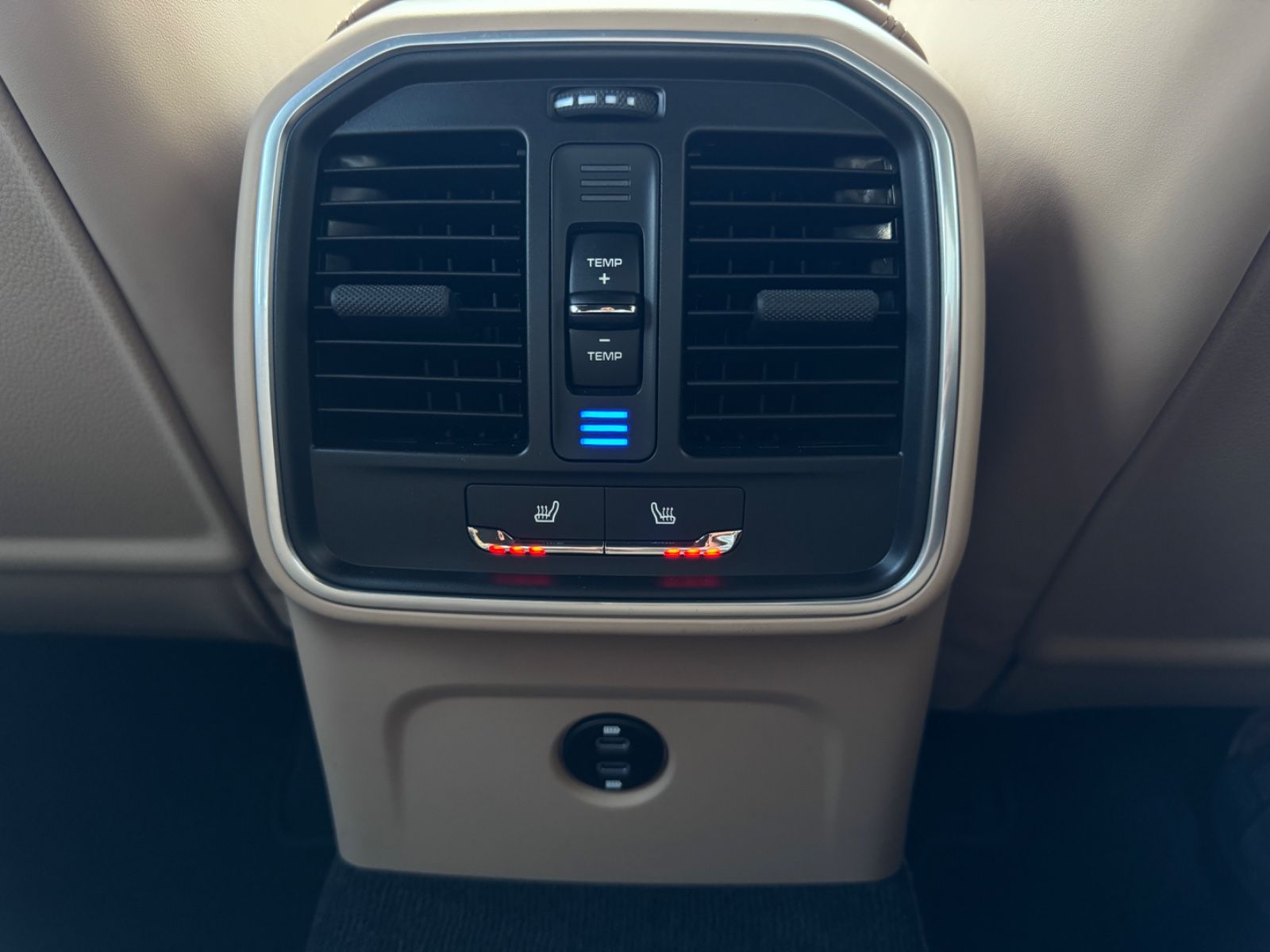 Porsche Macan GTS *1HD+PDLS+21Z+BOSE+ACC+360°+SPORTABGAS