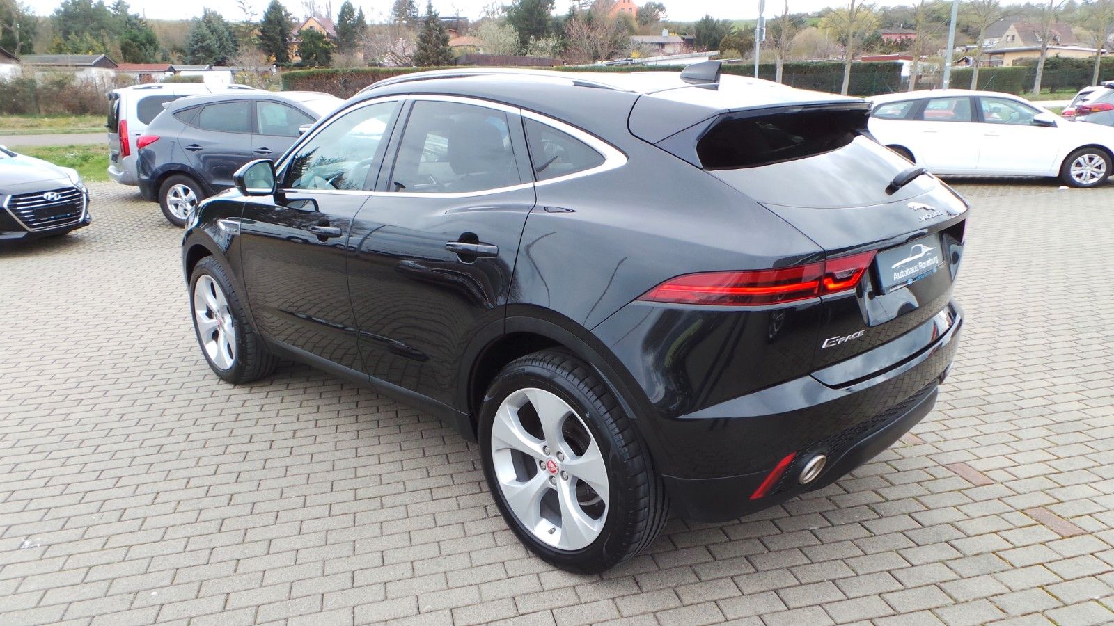Jaguar E-Pace S AWD STANDHEIZ PANORAMA EL. HECKKLAPPE
