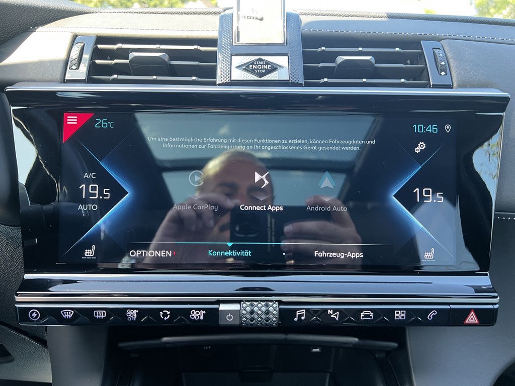 DS Automobiles DS 7 Crossback E-Tense 300 4x4 Louvre