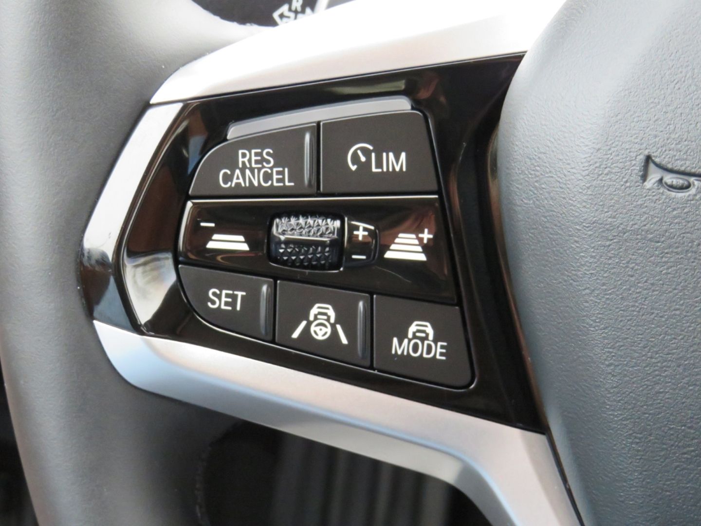 BMW 320 d Touring Park-Assistent Navi Digitales Cock