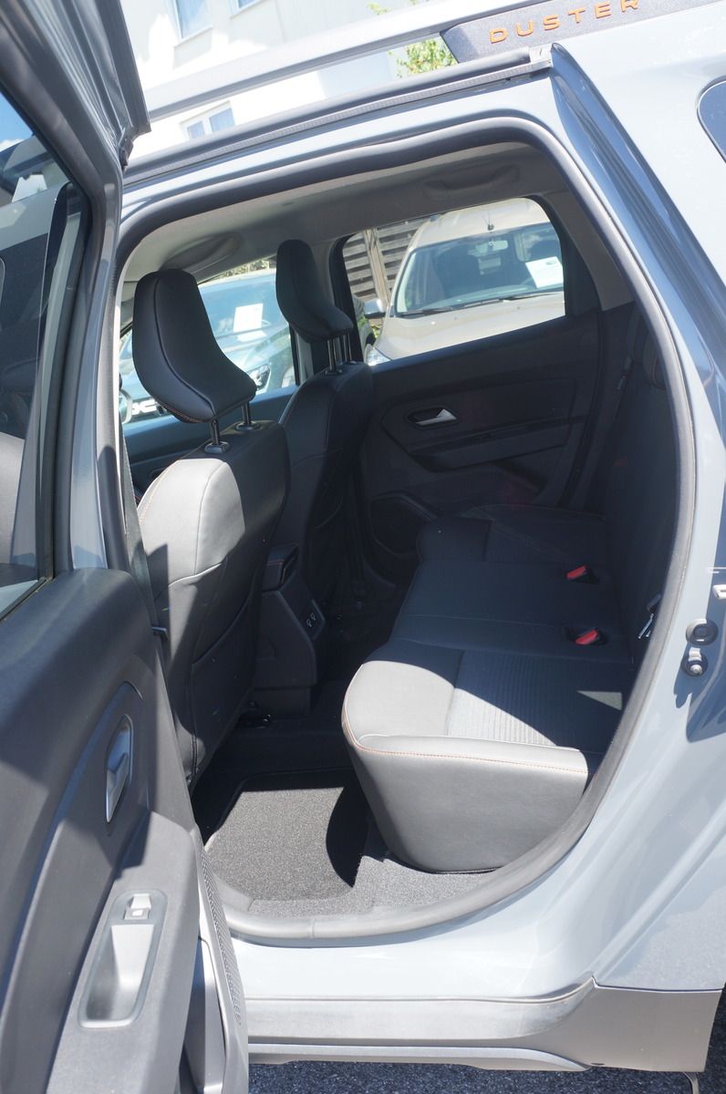 Dacia Duster TCe150AUTOM - Samsaru's Car Outlet