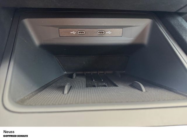Seat Leon Sportstourer FR TDI DSG AHK NAVI EINPARKHIL
