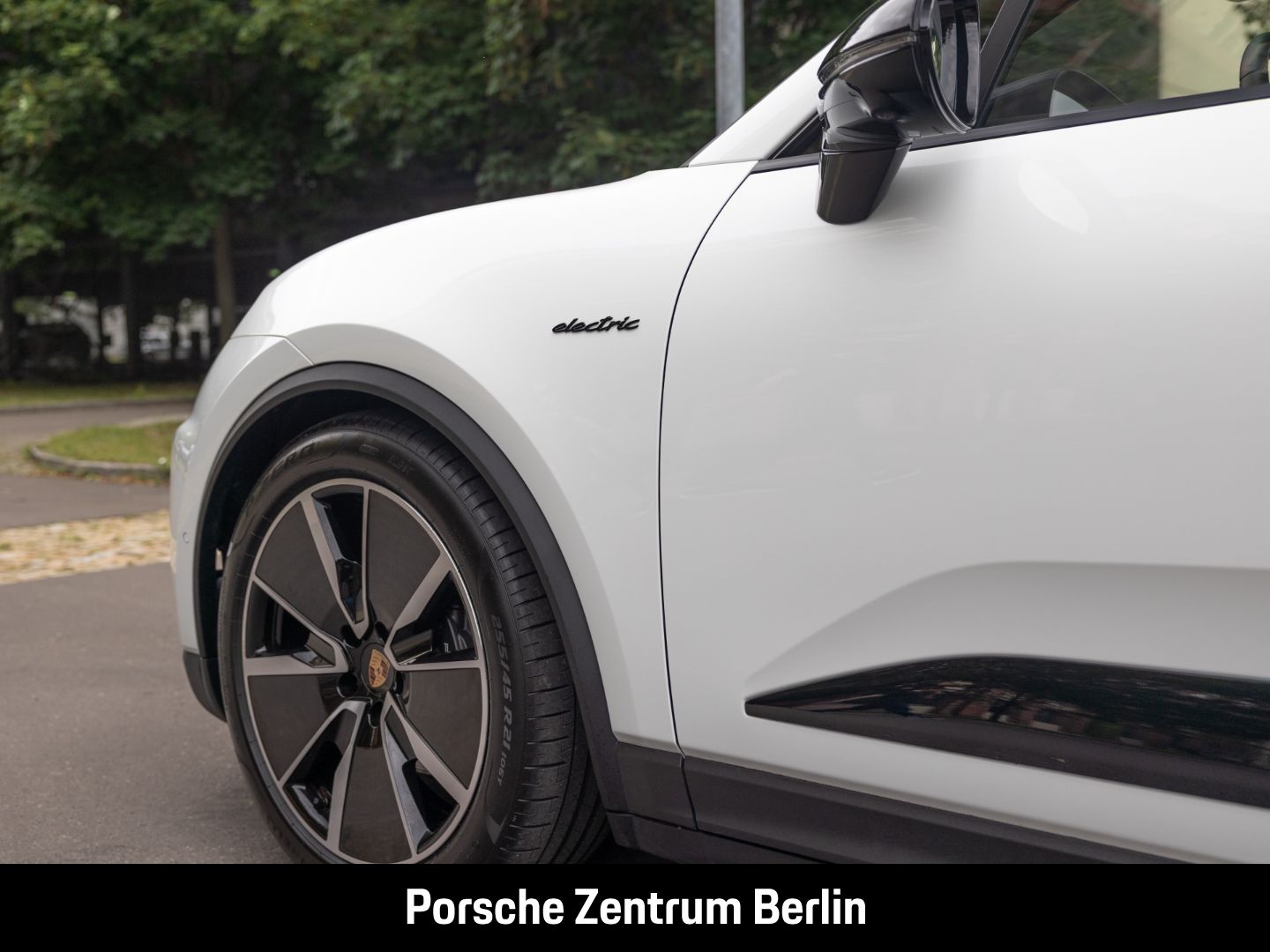 Porsche Macan 4 Surround-View Luftfederung LED-Matrix