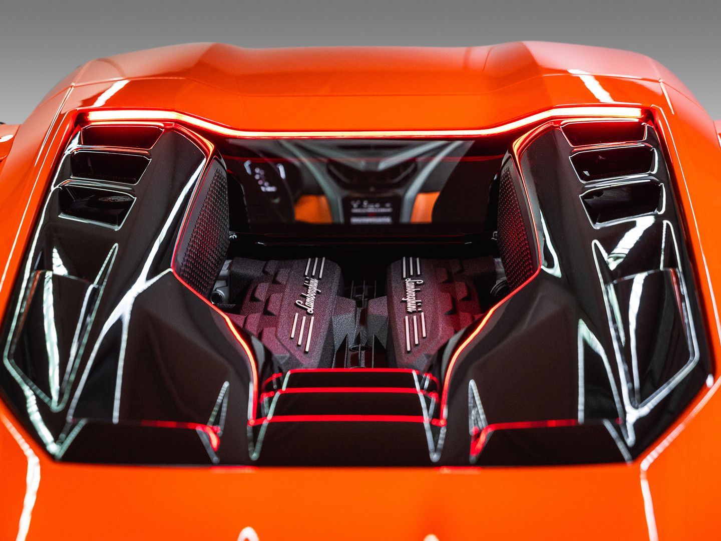 Lamborghini Revuelto - Samsaru's Car Outlet