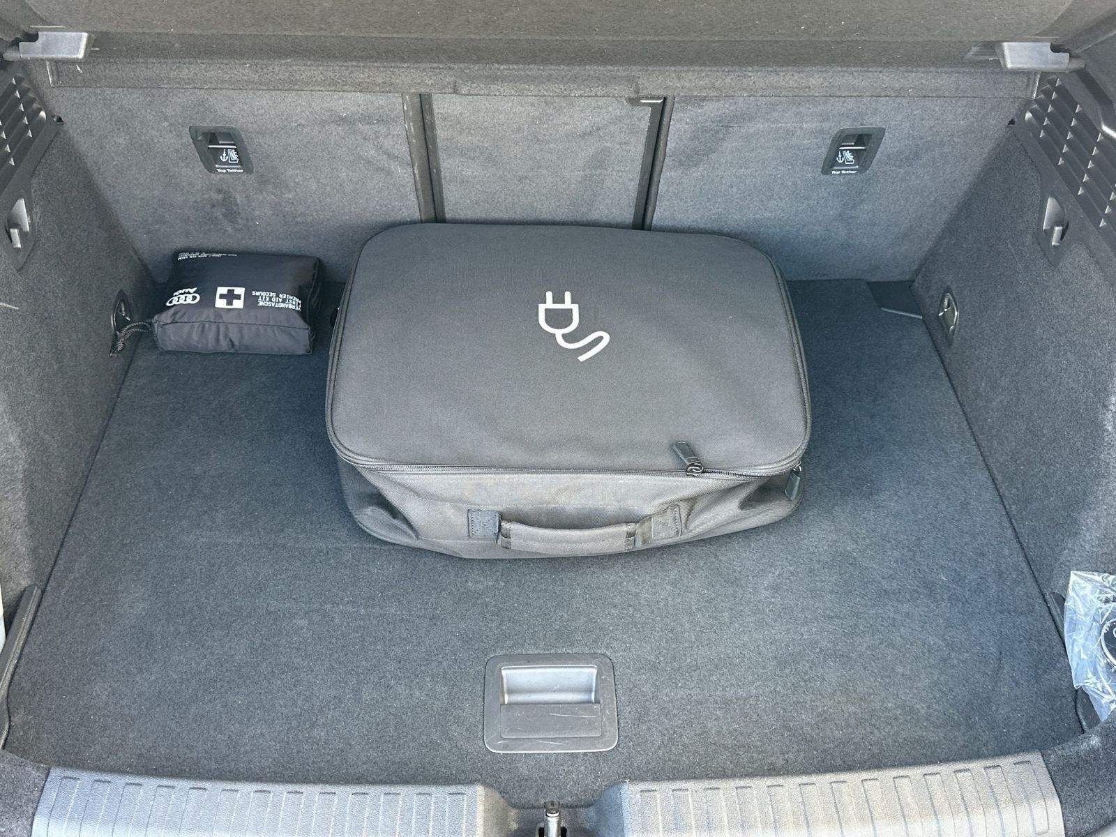 Audi A3 Sportback 45 TFSIe S line *Matrix*Navi*RFK*