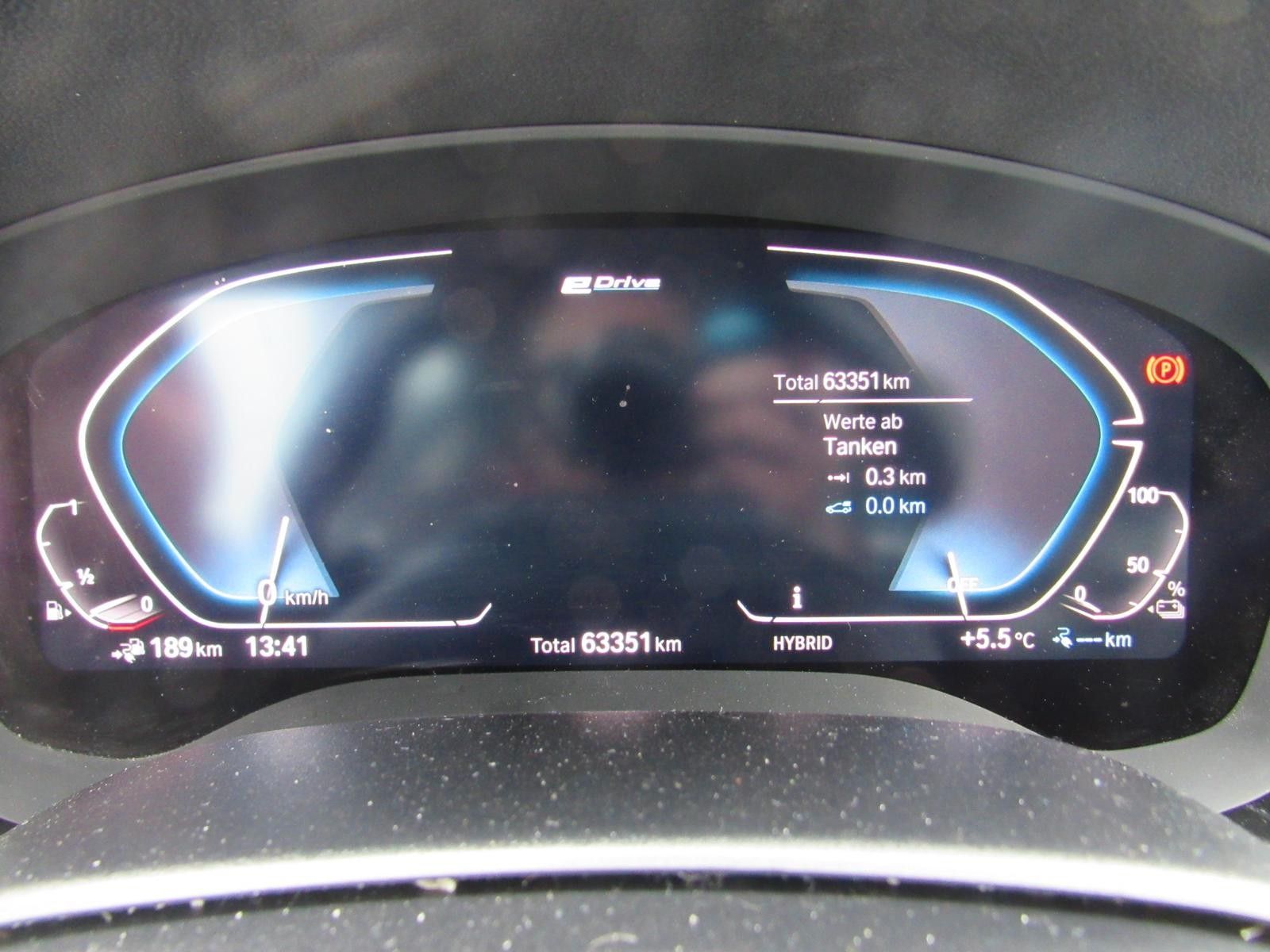 BMW 530e xDrive Limousine Laser, HUD, ACC, DAB, Hifi