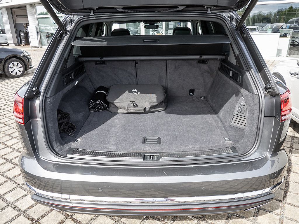 Volkswagen Touareg 3.0 V6 TSI eHybrid Elegance 4Motion PANO
