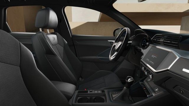 Audi Q3 40 TFSI quattro S line - Samsaru's Car Outlet
